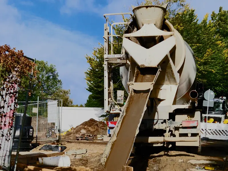 Nachhaltige Bodenverfüllung durch Wiederverwendung von Aushub mit Flüssigboden